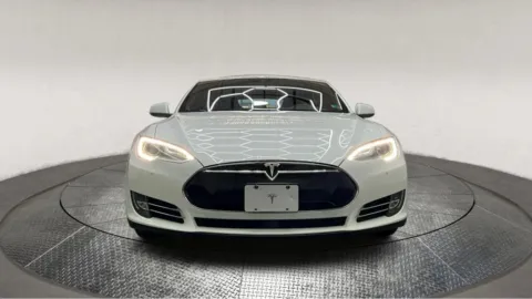 Photos of 2016 Tesla Model S for sale in Fredericksburg, VA at Autos Direct Fredericksburg