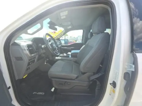 More photos of 2022 Ford F-150 XLT at Autos Direct Fredericksburg, VA