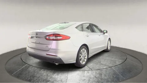 Photos of 2019 Ford Fusion SE for sale in Fredericksburg, VA at Autos Direct Fredericksburg