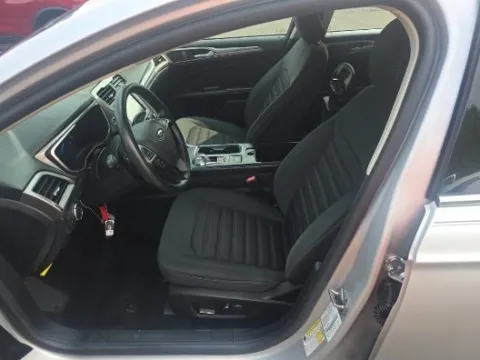 More photos of 2019 Ford Fusion SE at Autos Direct Fredericksburg, VA