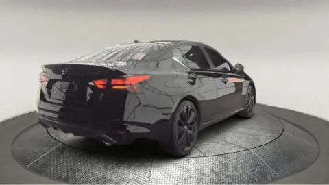 Photos of 2022 Nissan Altima 2.5 SR for sale in Fredericksburg, VA at Autos Direct Fredericksburg