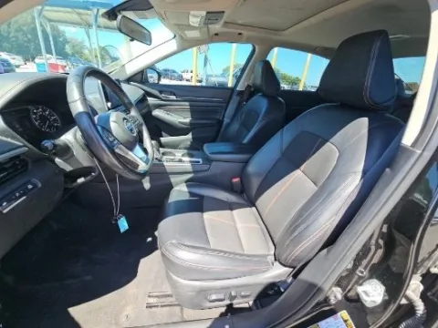 Another view of 2022 Nissan Altima 2.5 SR for sale in Fredericksburg, VA at Autos Direct Fredericksburg