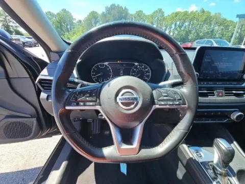 More photos of 2022 Nissan Altima 2.5 SR at Autos Direct Fredericksburg, VA