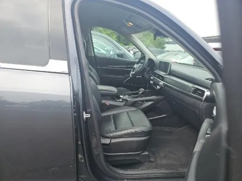 More photos of 2022 Kia Telluride LX at Autos Direct Fredericksburg, VA