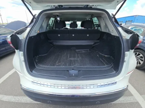 More photos of 2021 Nissan Murano SV at Autos Direct Fredericksburg, VA
