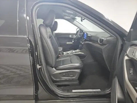 More photos of 2024 Ford Explorer Limited at Autos Direct Fredericksburg, VA