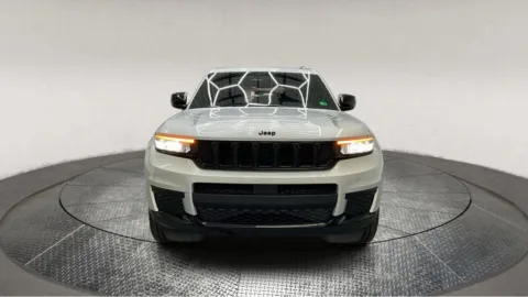 Photos of 2023 Jeep Grand Cherokee L Altitude for sale in Fredericksburg, VA at Autos Direct Fredericksburg