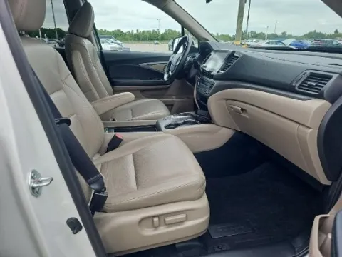 More photos of 2022 Honda Ridgeline RTL-E at Autos Direct Fredericksburg, VA