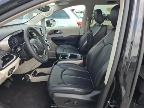 More photos of 2023 Chrysler Pacifica Touring L at Autos Direct Fredericksburg, VA