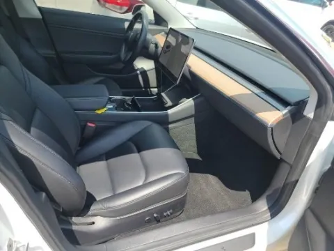 More photos of 2018 Tesla Model 3 at Autos Direct Fredericksburg, VA