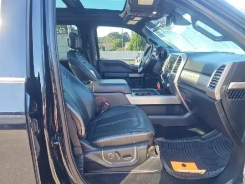 More photos of 2017 Ford F-450SD at Autos Direct Fredericksburg, VA