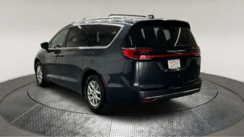 More photos of 2021 Chrysler Pacifica Touring L at Autos Direct Fredericksburg, VA