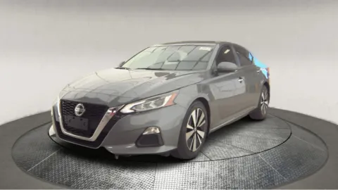 Another view of 2022 Nissan Altima 2.5 SV for sale in Fredericksburg, VA at Autos Direct Fredericksburg