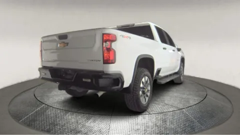 Photos of 2022 Chevrolet Silverado 2500HD Custom for sale in Fredericksburg, VA at Autos Direct Fredericksburg