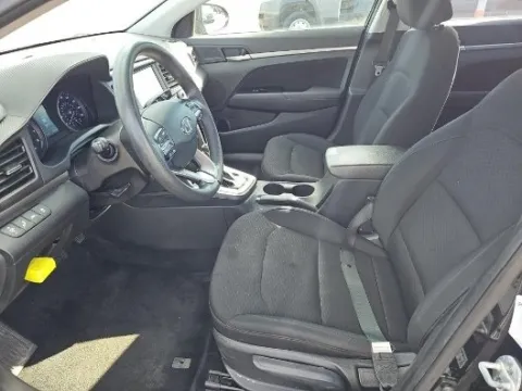 More photos of 2020 Hyundai Elantra SEL at Autos Direct Fredericksburg, VA