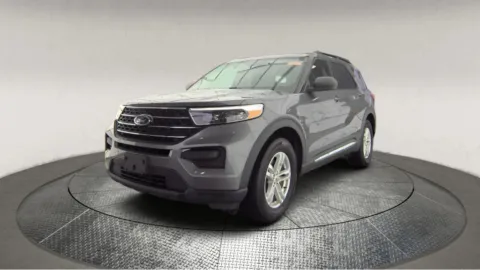 Another view of 2022 Ford Explorer XLT for sale in Fredericksburg, VA at Autos Direct Fredericksburg