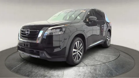 Another view of 2022 Nissan Pathfinder Platinum for sale in Fredericksburg, VA at Autos Direct Fredericksburg