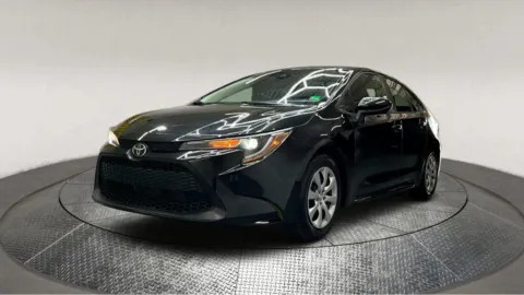 Another view of 2022 Toyota Corolla LE for sale in Fredericksburg, VA at Autos Direct Fredericksburg