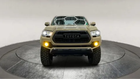 Photos of 2017 Toyota Tacoma SR5 for sale in Fredericksburg, VA at Autos Direct Fredericksburg