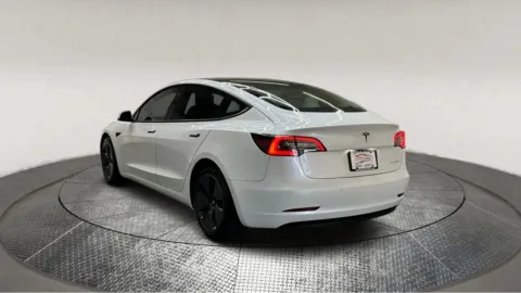 More photos of 2021 Tesla Model 3 Long Range at Autos Direct Fredericksburg, VA