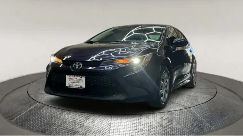Another view of 2021 Toyota Corolla LE for sale in Fredericksburg, VA at Autos Direct Fredericksburg