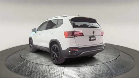 More photos of 2022 Volkswagen Taos 1.5T SEL at Autos Direct Fredericksburg, VA