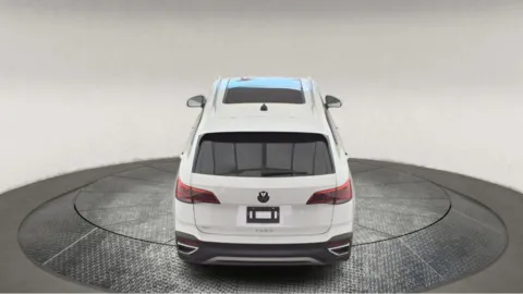 More photos of 2022 Volkswagen Taos 1.5T SEL at Autos Direct Fredericksburg, VA