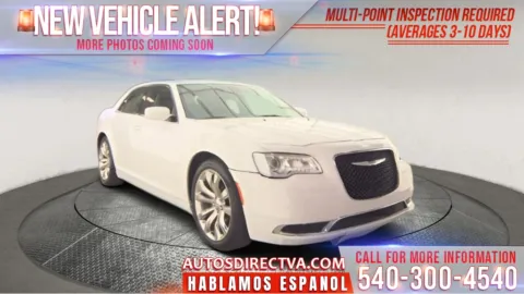 White 2019 Chrysler 300 Touring for sale in Fredericksburg, VA