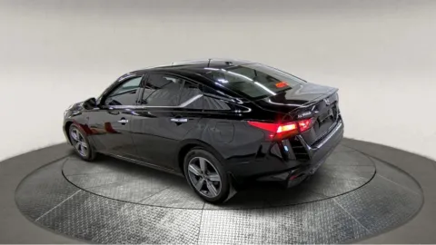 Another view of 2020 Nissan Altima 2.5 SL for sale in Fredericksburg, VA at Autos Direct Fredericksburg