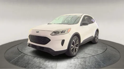 Photos of 2021 Ford Escape SE for sale in Fredericksburg, VA at Autos Direct Fredericksburg