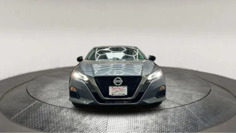 Photos of 2022 Nissan Altima 2.5 SR for sale in Fredericksburg, VA at Autos Direct Fredericksburg