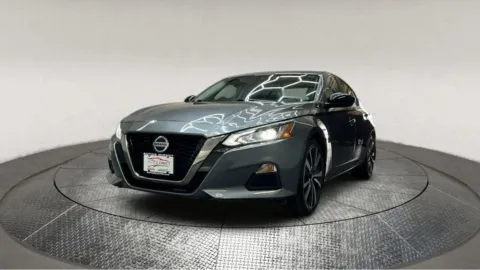 Another view of 2022 Nissan Altima 2.5 SR for sale in Fredericksburg, VA at Autos Direct Fredericksburg