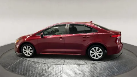 More photos of 2022 Toyota Corolla LE at Autos Direct Fredericksburg, VA