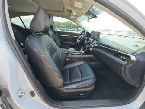 More photos of 2023 Nissan Altima 2.0 SR at Autos Direct Fredericksburg, VA