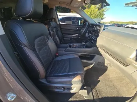 More photos of 2023 Nissan Pathfinder Platinum at Autos Direct Fredericksburg, VA