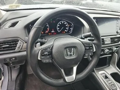 More photos of 2018 Honda Accord EX-L 2.0T at Autos Direct Fredericksburg, VA