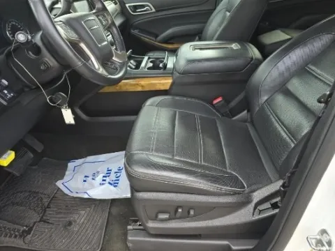 More photos of 2017 GMC Yukon XL Denali at Autos Direct Fredericksburg, VA