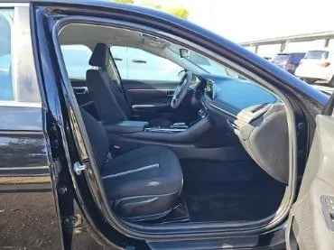 More photos of 2023 Hyundai Sonata SEL at Autos Direct Fredericksburg, VA