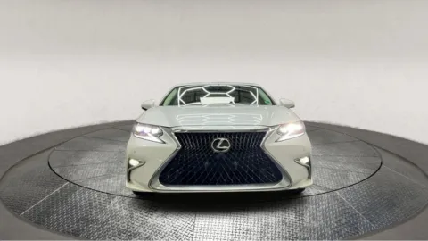 Photos of 2017 Lexus ES 350 for sale in Fredericksburg, VA at Autos Direct Fredericksburg