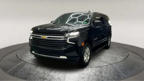 More photos of 2022 Chevrolet Suburban LT at Autos Direct Fredericksburg, VA