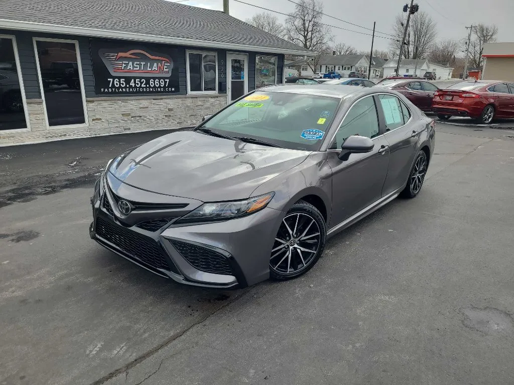 Gray 2021 TOYOTA CAMRY SE for sale in Kokomo, IN