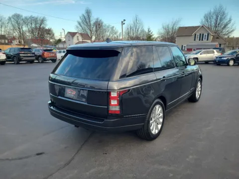 More photos of 2016 LAND ROVER RANGE ROVER HSE at Fast Lane Autos, IN