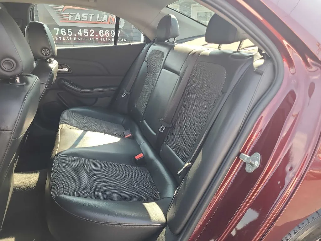 2015 Chevrolet Malibu 1LT - Photo 12
