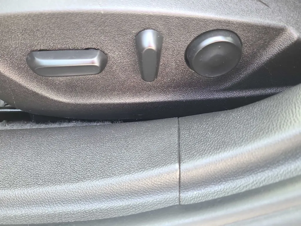 2015 Chevrolet Malibu 1LT - Photo 26