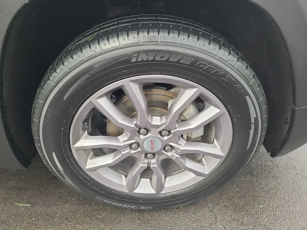 2023 GMC Terrain SLT - Photo 40
