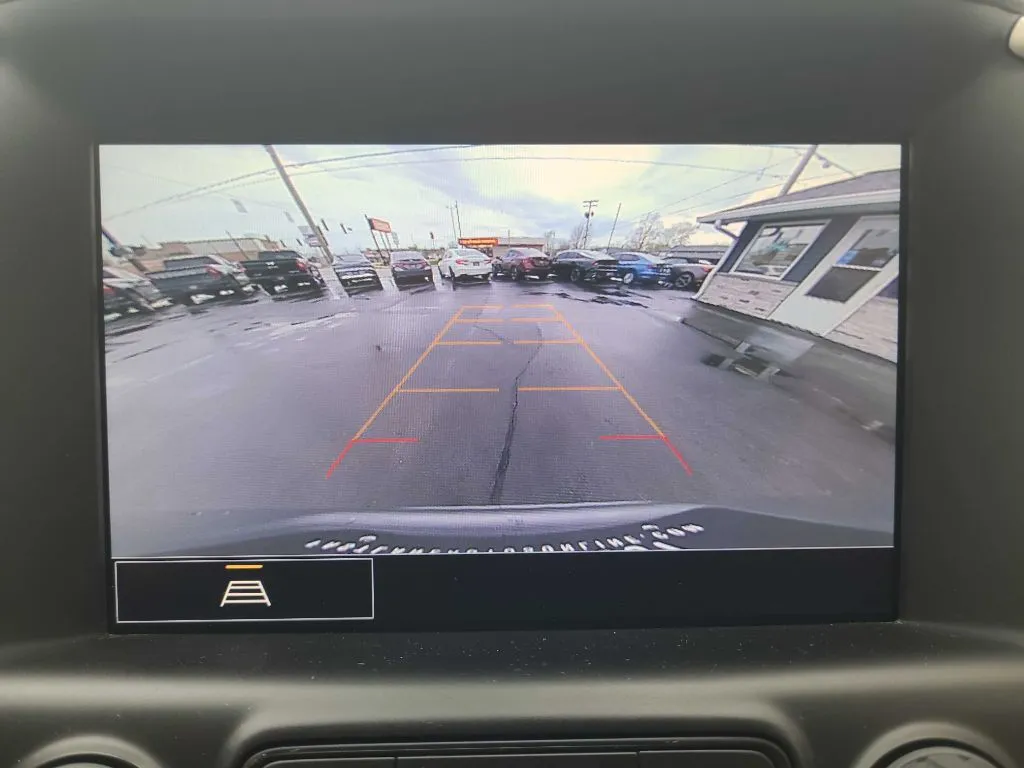 2023 GMC Terrain SLT - Photo 24