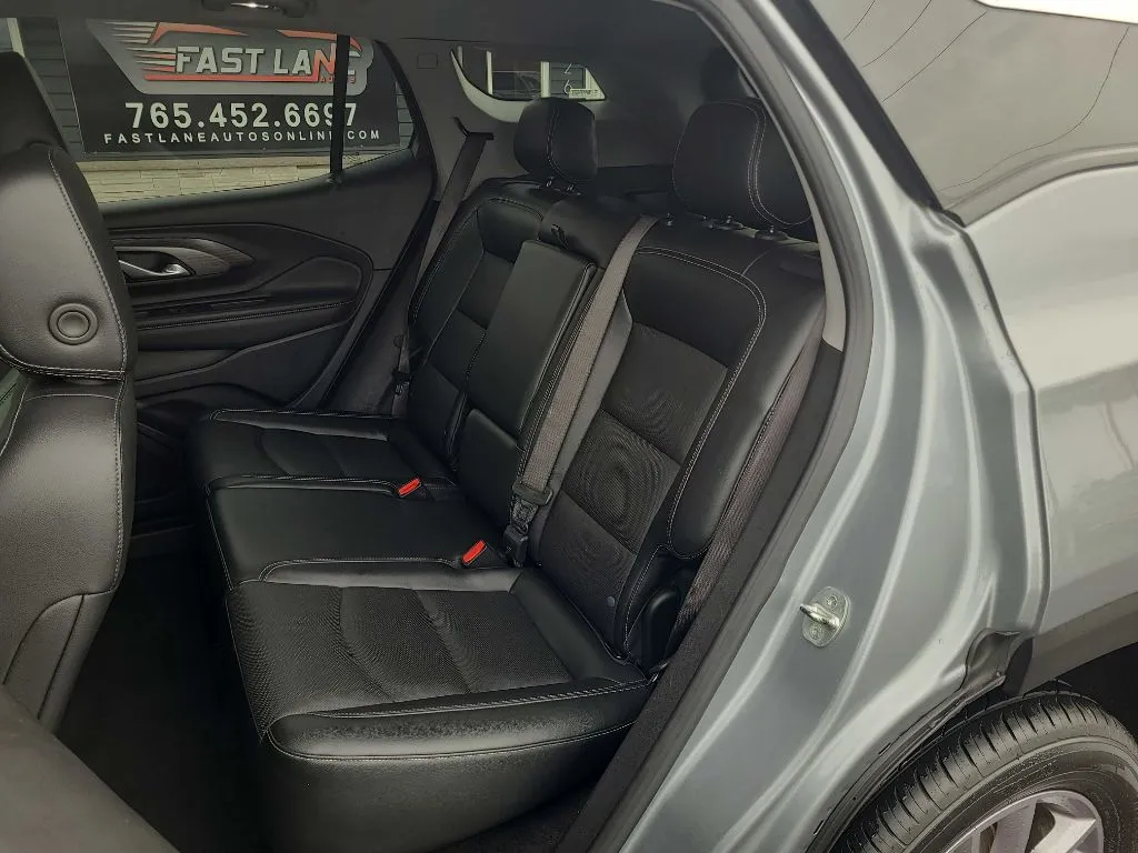 2023 GMC Terrain SLT - Photo 12