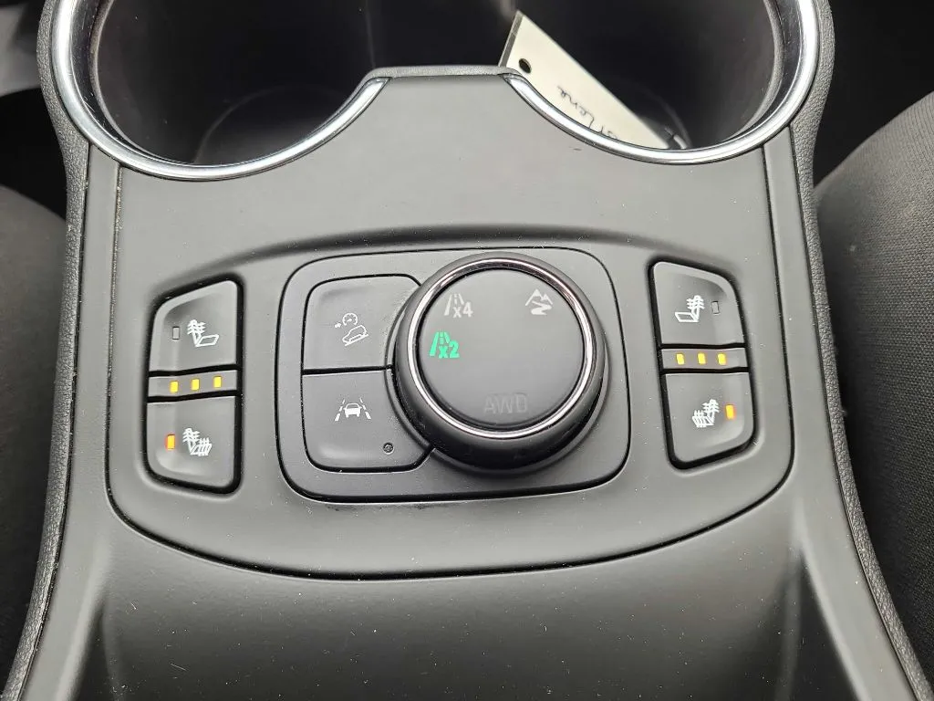 2023 GMC Terrain SLT - Photo 26