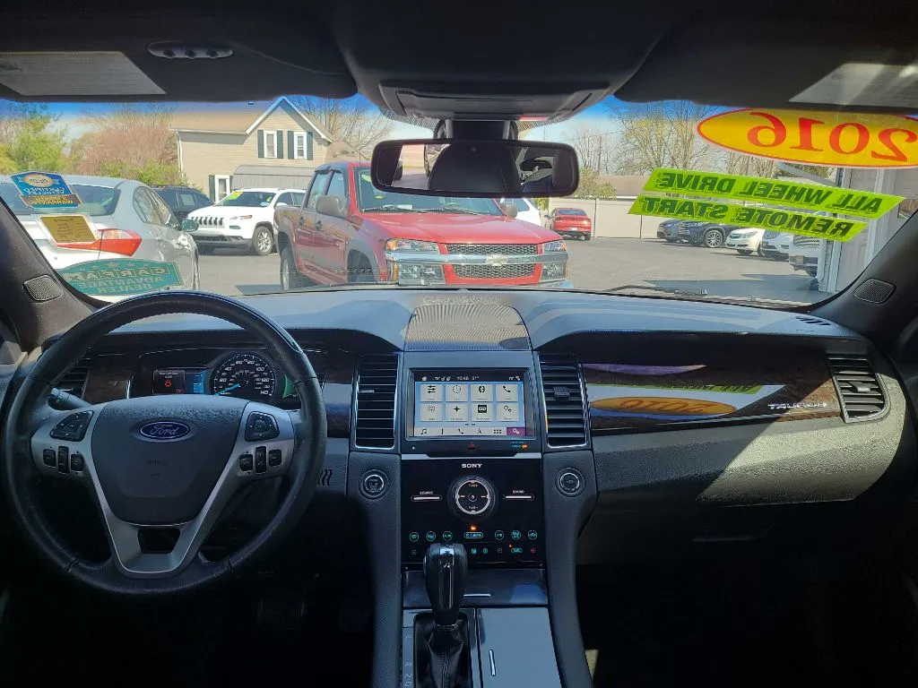 2016 Ford Taurus Limited - Photo 16