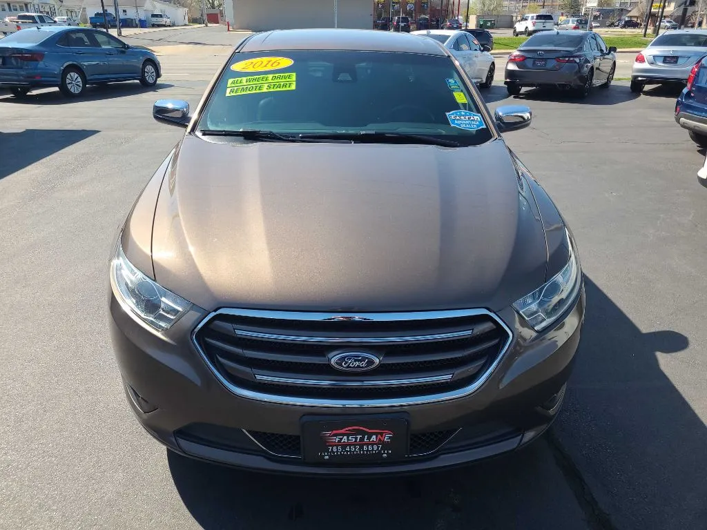 2016 Ford Taurus Limited - Photo 8